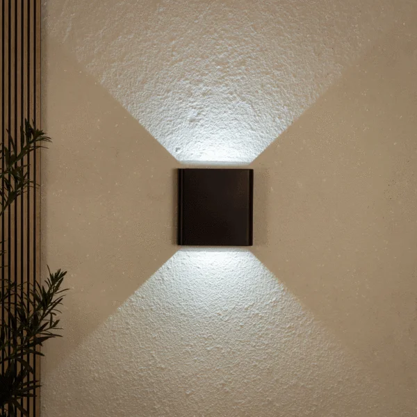 Arandela de Parede Externa IP65 Led Amarelo Wall Lights Inspire Preta Bivolt - Image 2